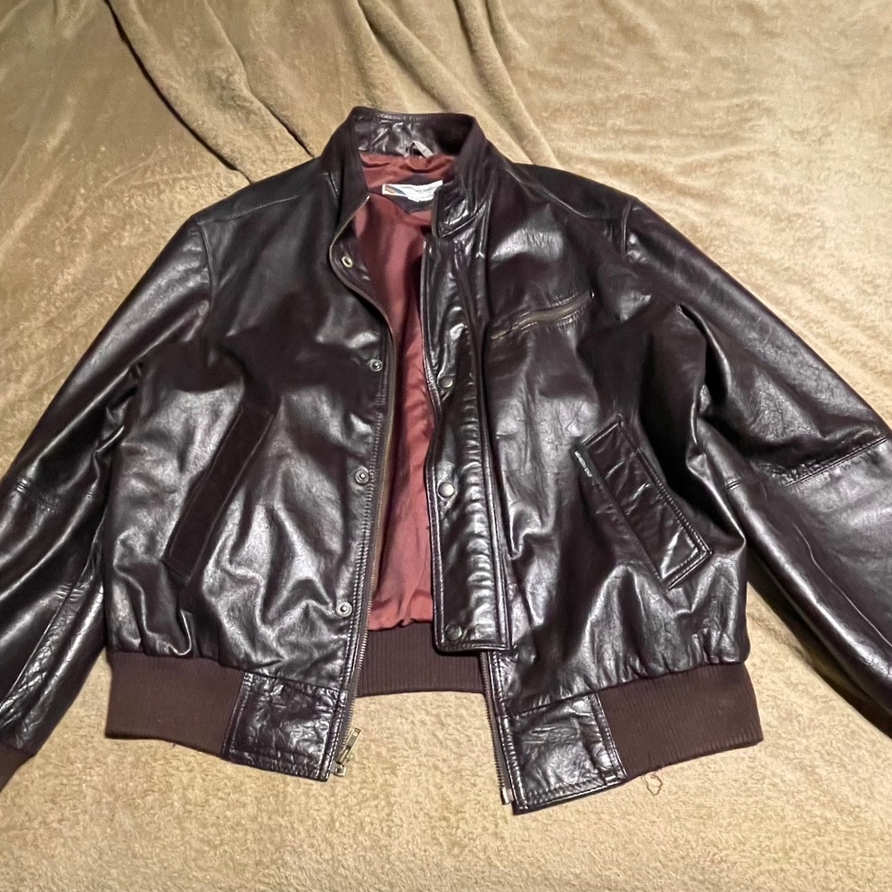 Vintage “members only” genuine leather Bomber jacket